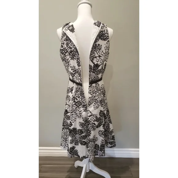 Worth Black&White Dress Size 6 - Picture 5 of 8